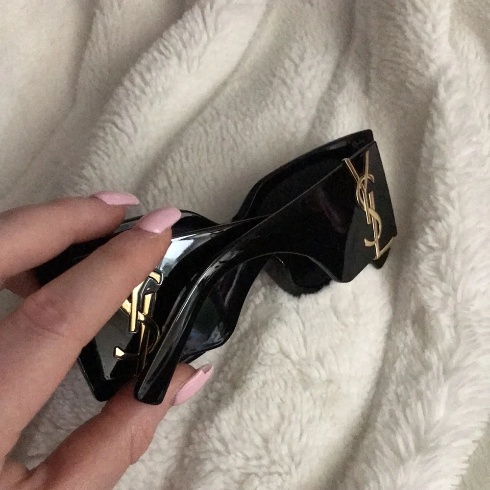 Authentic Saint Laurent SL M119 BLAZE cat eye Sunglasses with gold YSL emblem - Picture 4 of 16